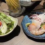 天ぷら海鮮米福 - シーザーサラダ、寒ブリ入り鮮魚の刺身