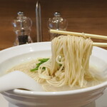 麺庵 利休 - シジミーペイジ麺リフト