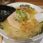 麺庵 利休 - 中華そば 左から