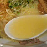 麺庵 利休 - 透明度の高いスープ