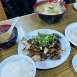 華風料理一芳亭 - 肝照り焼き定食