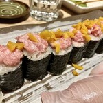 すし酒場 魚あるき - 「トロタク細巻き（税込￥440）」のアップ…