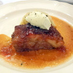 サラマンジェ ド イザシ ワキサカ - 豚バラ肉のカルボナード（取り分け後）2,700円