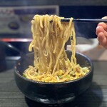 Ramen Maze Soba Arashi - ・台湾まぜそば 950円/税込
                        ・卵黄 50円/税込
                        ・野菜増し(白ネギ) 100円/税込