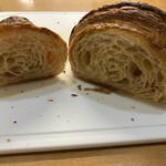 ブリコラージュ ブレッド アンド カンパニー - クロワッサン・断面