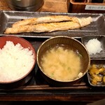 Shimpachi Shokudou - サーモンハラミ定食(ごはん普通盛り)