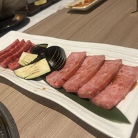 近江うし 焼肉 にくTATSU 青山本店 - 