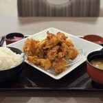 とんかつ かつ匠 - マウンテン唐揚げ定食¥990