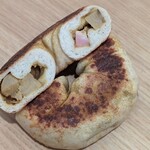 内橋 BREAD SHOP STUDIO - 濃厚「じゃがバターベーコン」スパイスカレー仕立て