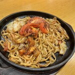 はじめ本店 - トマトソース焼きそば