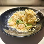 GOAT - 海老とブロッコリーのクリームパスタ