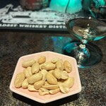 バー エグザゴーヌ - R5.12  チャージピーナッツ