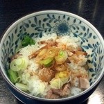 つけ麺屋 おやじ - ネギチャーシュー丼