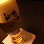 Ginza Hakobune - ビールが一杯ついていました。