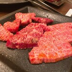 Yakiniku Kotatsu - 