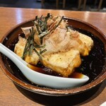 Manten Sakaba - 揚げ出し豆腐　※今日は塩っぱかったな。出汁というより醤油だった。普段は汁までいただくんですが今日はやめておきます。笑