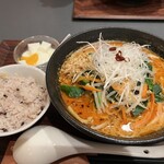 Kei Ryuu Ken - 担々麺ランチ　950円（辛さ増し）