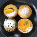 マハロマフィン - かぼちゃクリームチーズ、酒粕、スノーマン、みかんクリームチーズ