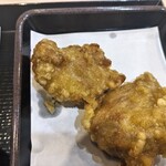 ゆで太郎 もつ次郎 - クーポンの唐揚げ