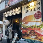 SHOGUN BURGER - 店舗（入り口）