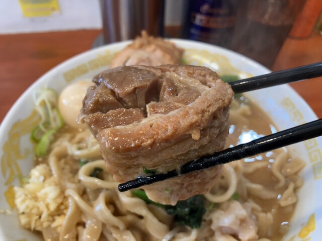 たかちゃん40サイズ濃いベージュ たかちゃんラーメンで「ラーメン中盛＋レンソウ」をﾆﾝﾆｸﾊﾝﾌﾞﾝｱﾌﾞﾗﾈｷﾞ