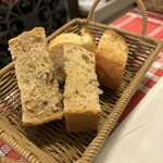 ル・マルカッサン - 胡桃のパンが美味しい