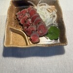 お食事処 山の里 - あか牛タタキ