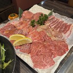 黒毛和牛一頭買い 本格和牛焼肉 個室 清香苑 大宮店 - 