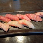 寿司居酒屋 まるがまる - 中トロ　金目鯛