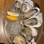 8TH SEA OYSTER Bar  - 