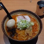 Menya Tsukushi - 麺屋 つくし 富山駅店
                        辛味噌ラーメン
                        ＋煮玉子