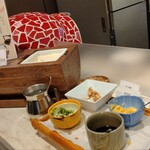 ダイニングカフェ クレメント - 自家製豆腐