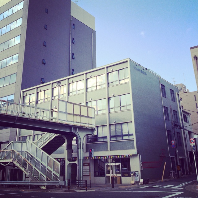 アートなビルでたい焼きを By A型食いしん坊 マルニカフェ 五条 京都市営 カフェ 食べログ