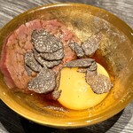 牛に金棒 - 近江牛ヒレのトリュフすき焼き