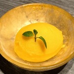 牛に金棒 - マンゴーのアイス