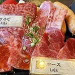 焼肉 もとぶ牧場 名護店 - もとぶ牛 二種盛りランチ