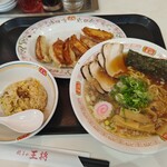 餃子の王将 - 