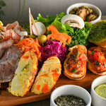 Special Yasai Deli and appetizer platter