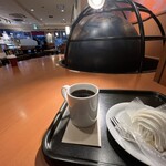CAFFE VELOCE - 内観