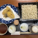 薮伊豆総本店 - 穴子と野菜の天せいろ　1850円（税込）