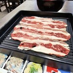 活菜旬魚 さんかい - 料理写真:食べ放題牛肉付き(1500円)です。