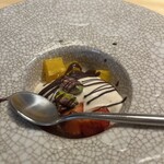 京味 もと井 - バナナのアイスクリーム