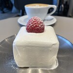 BOTTA COFFEE - 【数量限定】
            『Short Cake¥850』
            『Cafe Latte¥650』