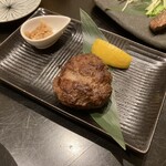 鯔背な和顔 - 牛タンつくね