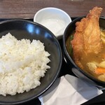 ＣｏＣｏ壱番屋 - 骨付きチキンスープカレー（ご飯200g）
1170円