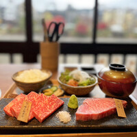 厚切り黒毛和牛ヘレ＆近江牛サーロイン焼肉膳ランチ