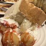 カラオケパセラ  - バースデーの食パンケーキ