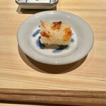 温石 - 〆のおにぎりは一口サイズでお願いしました。