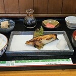 花門 - 銀鱈西京焼き1,000円(小鉢、ご飯、スープ、漬物付き)
