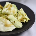 寿司と焼き鳥 大地 - 塩だれキャベツ